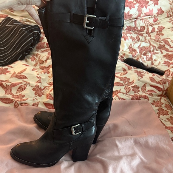 Black Leather Knee-High Boots - Picture 1 of 6